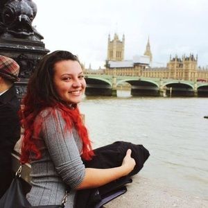 Meet your Posher, Marisa